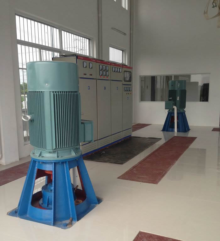 鹽城800ZLK-2開敞式軸流泵機組安裝現(xiàn)場